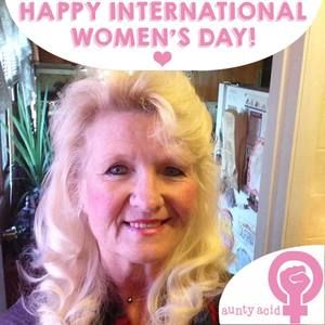 Meet your Posher, Billie